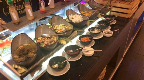 Fantastic dinner buffet at Quest Hotel .